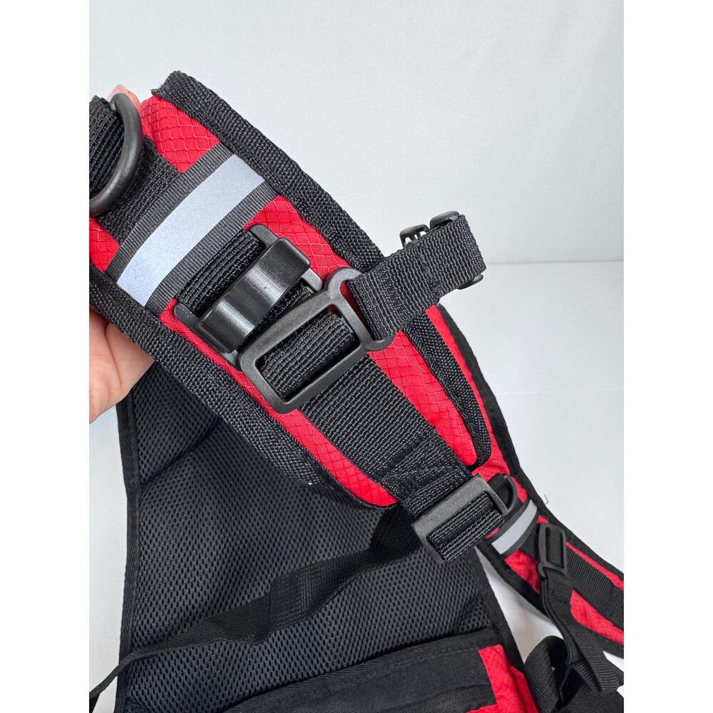 Canada Weather Gear Red Black Hydration Backpack 2L Hiking Gorpcore NWT - Picture 5 of 12